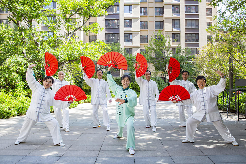 创新服务模式扩大医养结合服务供给保障老年人健康养老需求(图1)