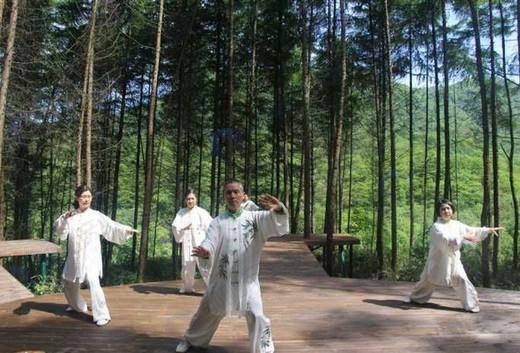 罗甸:创新1+2+3模式推动康养旅居产业高质量发展(图1)
